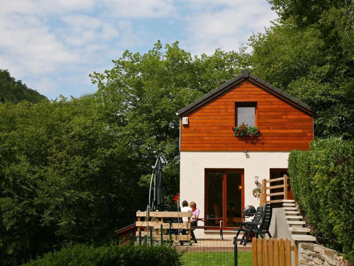 Cottage With A Terrace And A View Of The Valley Aywaille Εξωτερικό φωτογραφία
