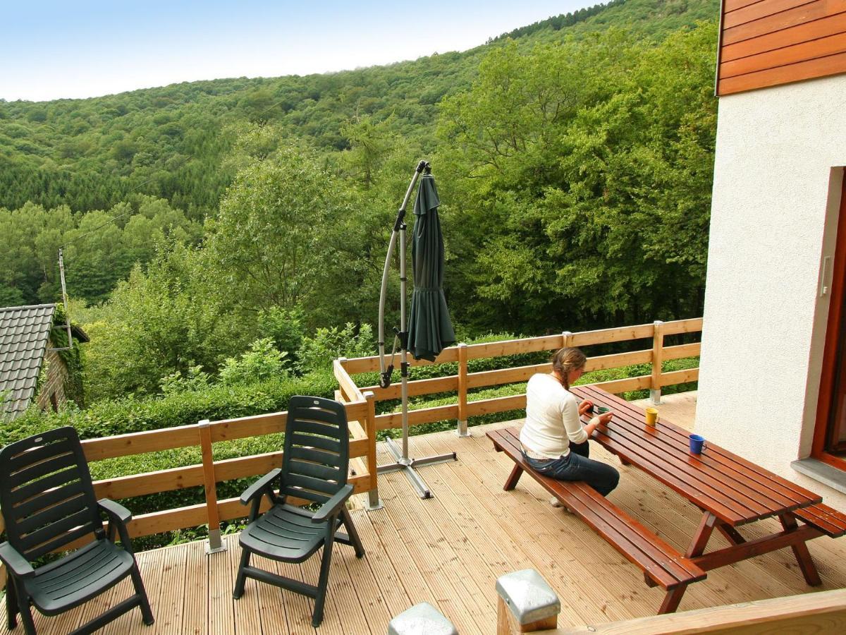 Cottage With A Terrace And A View Of The Valley Aywaille Εξωτερικό φωτογραφία
