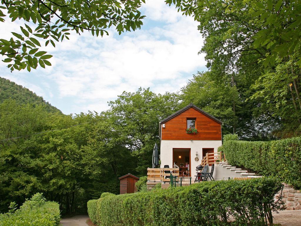 Cottage With A Terrace And A View Of The Valley Aywaille Εξωτερικό φωτογραφία