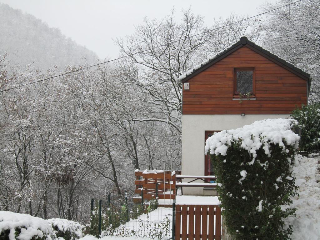 Cottage With A Terrace And A View Of The Valley Aywaille Εξωτερικό φωτογραφία